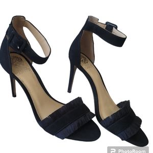 NEW VINCE CAMUTO Heels, black with fringe